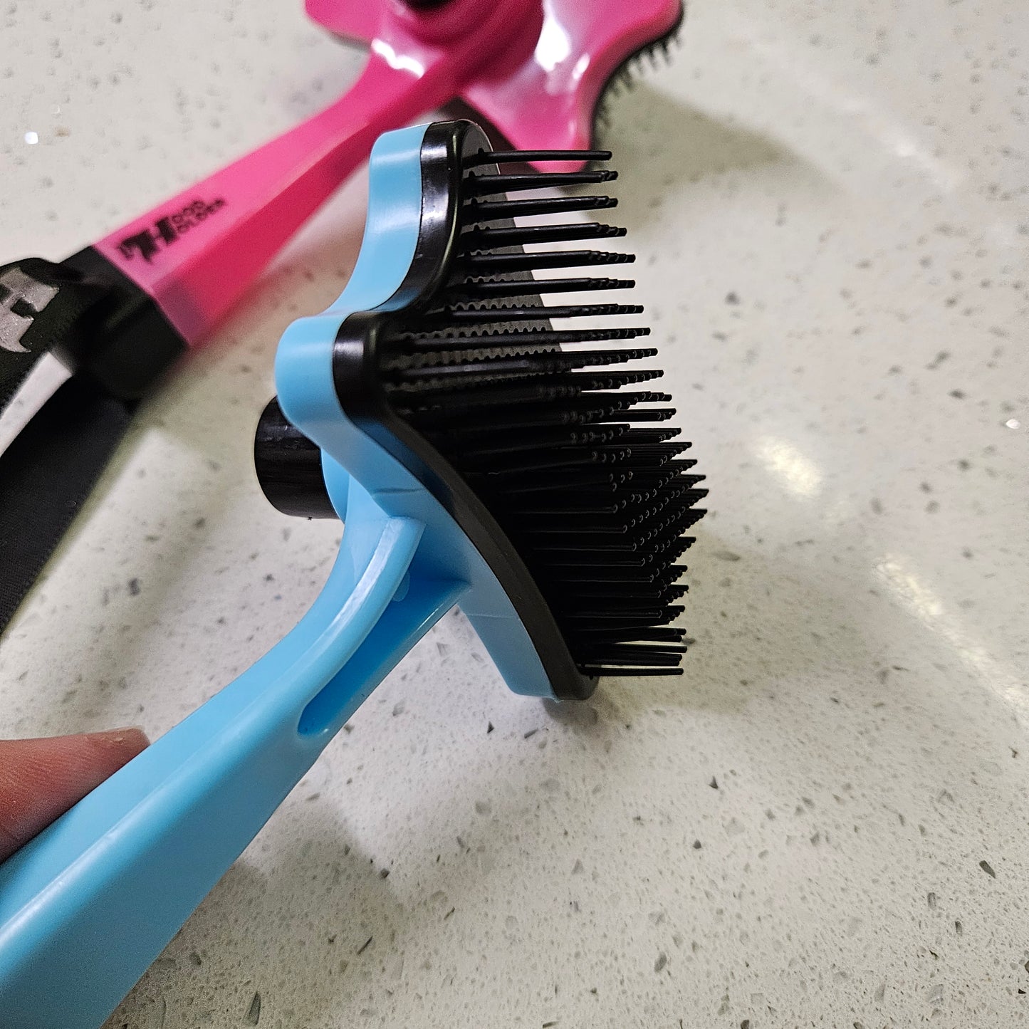 VELCO cleaning brush